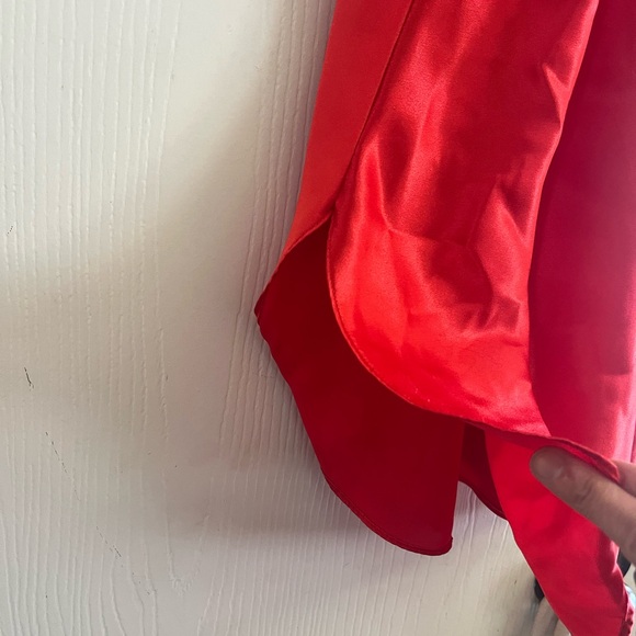 Elegant Red Lace Trim Chemise - Picture 5 of 6